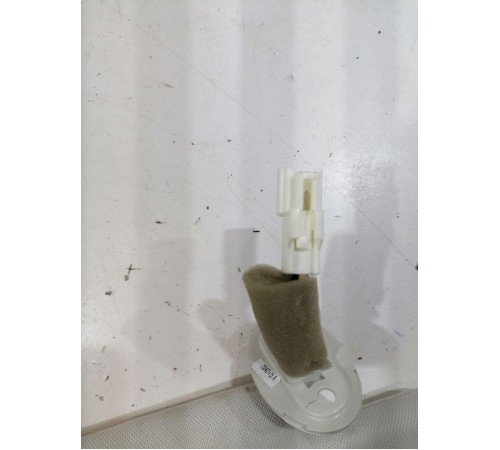 Козырёк правый