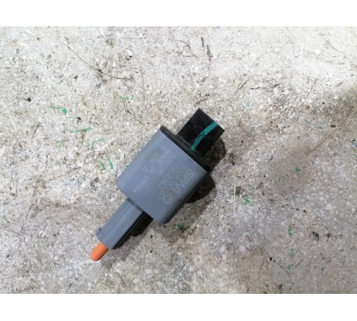 Датчик стоп сигнала