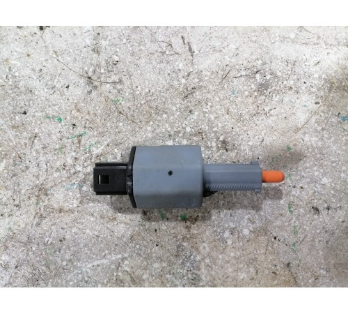 Датчик стоп сигнала