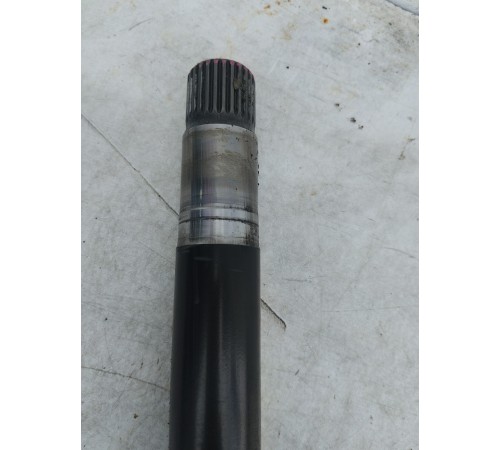 Промежуточный привод (полуось)