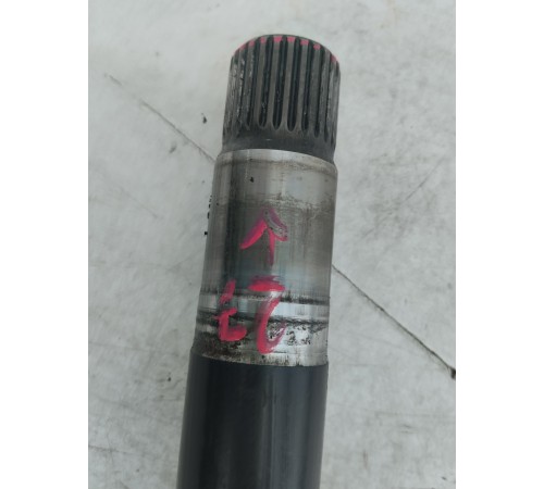 Промежуточный привод (полуось)