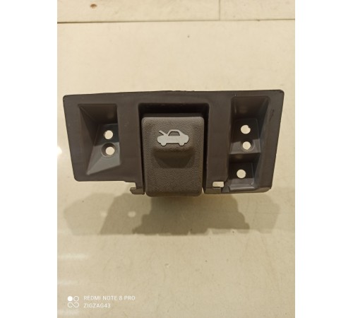 Ручка открывания капота