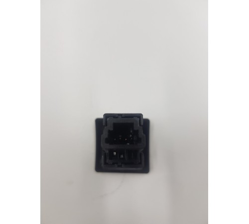 Кнопка аварийного сигнала