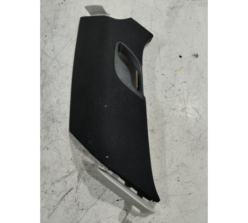 Обшивка стойки задняя правая