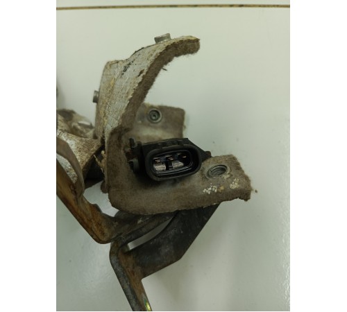 Датчик давления с патрубками системы охлаждения