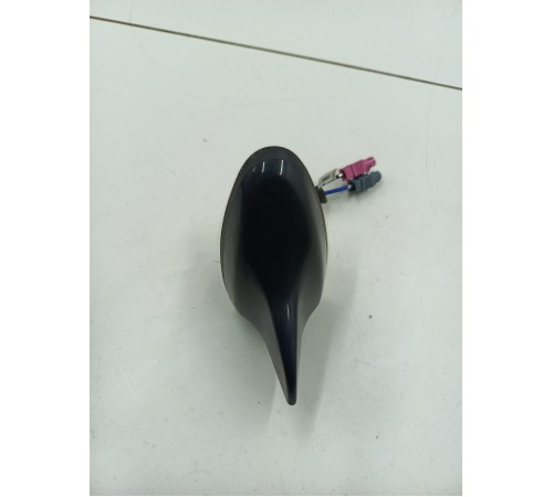 Антенна крыши плавник