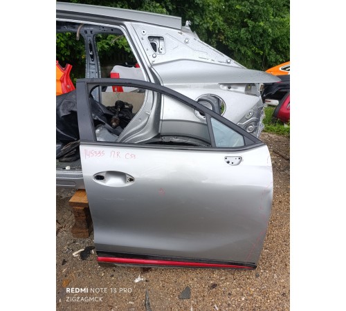 Дверь передняя правая