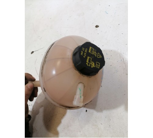 Бачок расширительный 