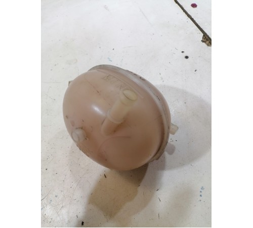 Бачок расширительный 