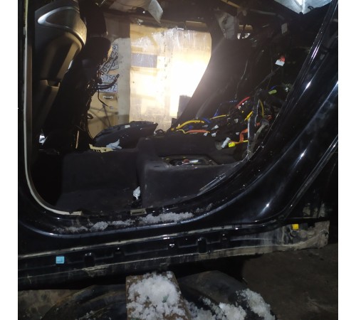 Порог со стойкой(левый)