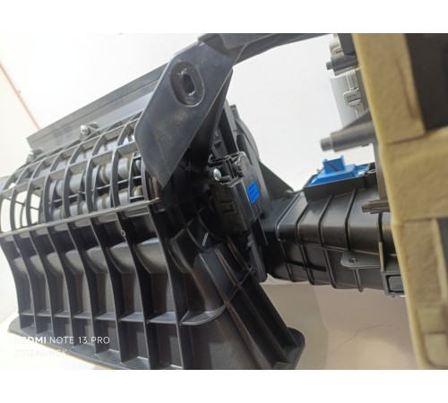 Корпус отопителя печки в сборе