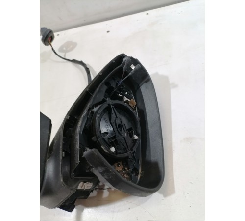 Зеркало боковое левое