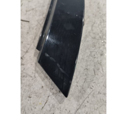 Накладка крышки багажника правая