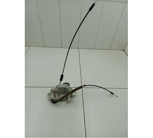 Замок двери передний левый