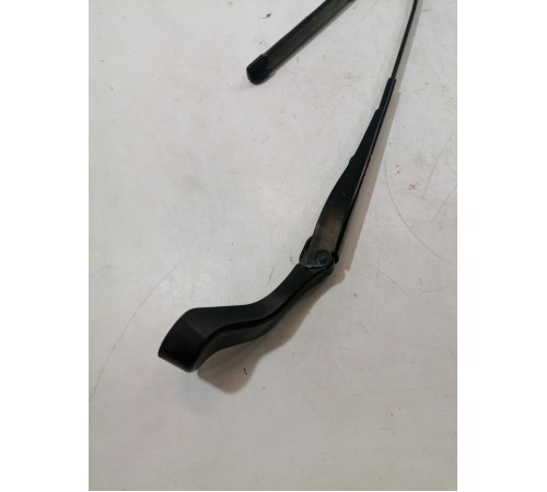 Поводок левый