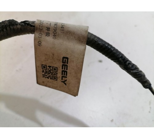 Проводка форсунок омывателя лобового стекла