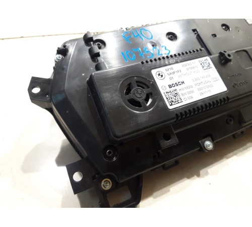 Панель приборов