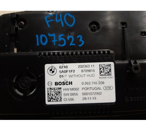 Панель приборов