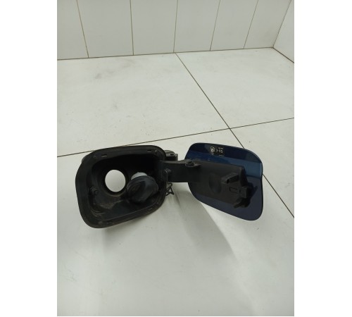 Лючок бензобака в сборе