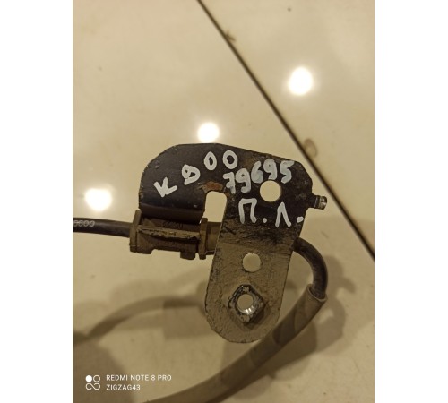 Датчик ABS(передний левый)