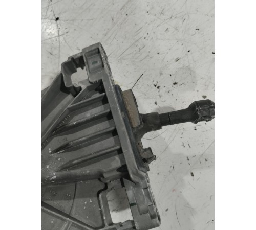 Привод (моторчик) подъема крышки багажника