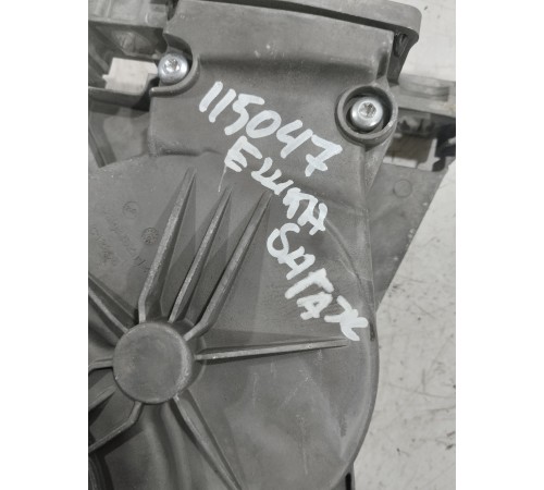 Привод (моторчик) подъема крышки багажника