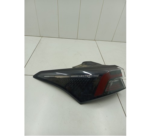 Фонарь задний левый внешний