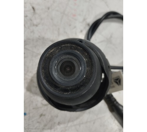 Камера переднего вида