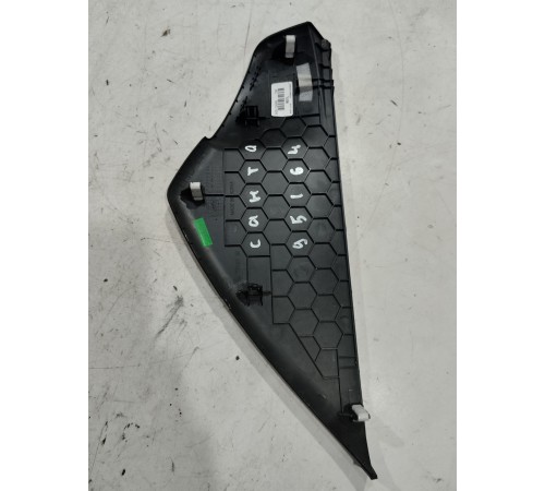 Накладка торпедо боковая(левая)