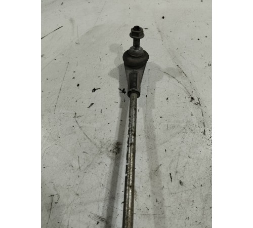 Стойка стабилизатора передняя