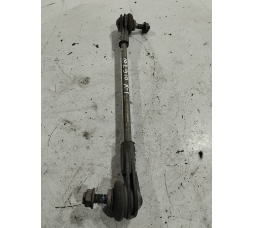 Стойка стабилизатора передняя