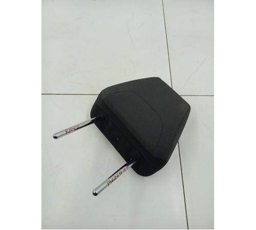 Подголовник правый