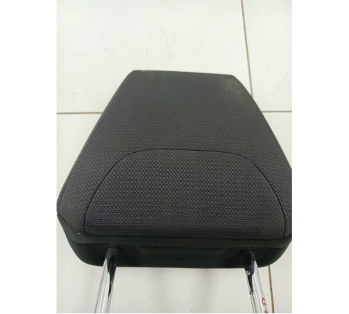 Подголовник правый