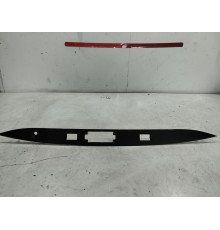 Накладка крышки багажника (подсветки номера)