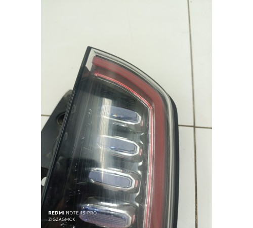 Фонарь задний правый