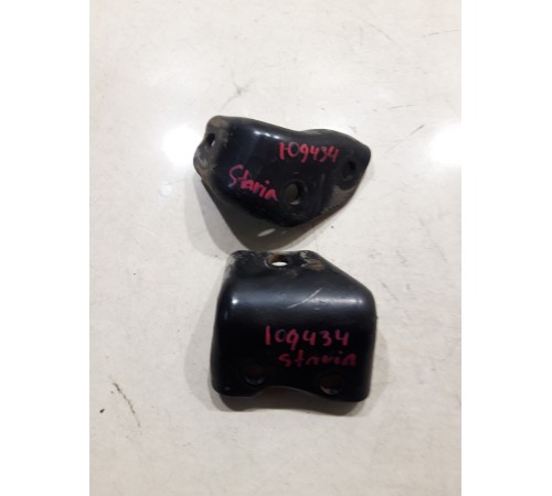 Комплект кронштейнов (креплений) переднего подрамника (2шт)