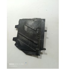 Крышка аккумуляторного ящика