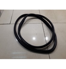 Уплотнитель двери(задний правый)