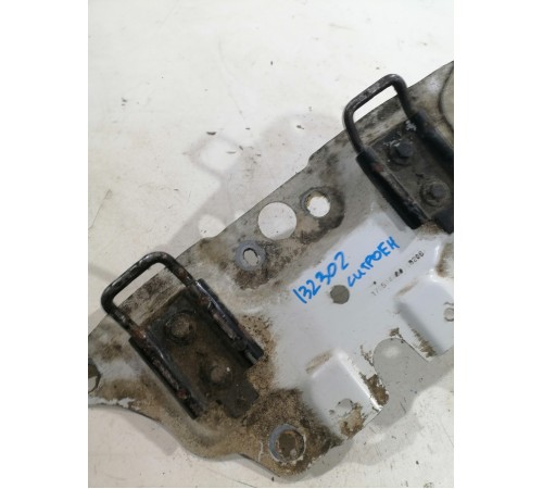 Ответная часть замка двери