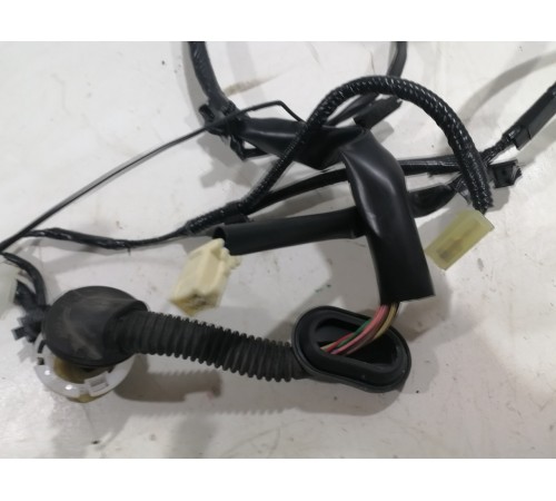 Электропроводка багажника (правая)