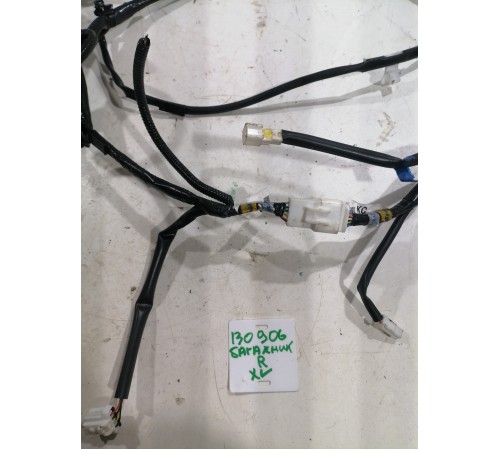 Электропроводка багажника (правая)