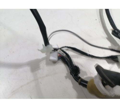 Электропроводка багажника (правая)