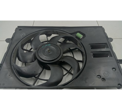 Вентилятор охлаждения радиатора диффузор в сборе