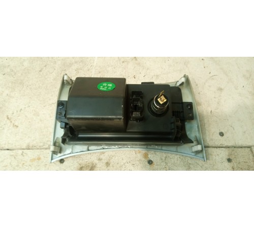 Бардачок в консоль