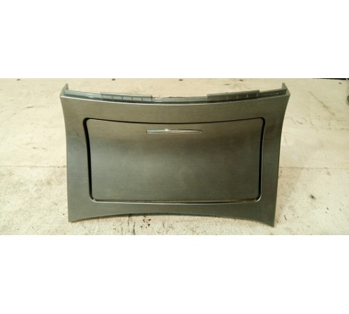 Бардачок в консоль