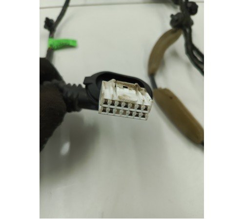 Электропроводка двери задняя правая