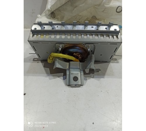 Подушка безопасности переднего пассажира