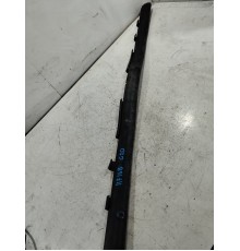 Уплотнитель капота