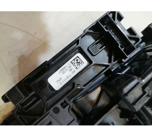 Блок кнопок центральной консоли