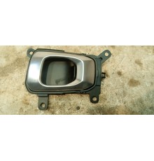 Ручка двери передней левой внутренняя